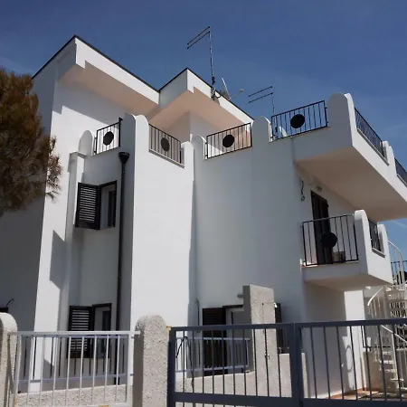 La Casa Dei Puffi Апартаменты Пульсано